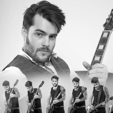 Gitarren Spieler gegen den hellen Hintergrund fotografiert
